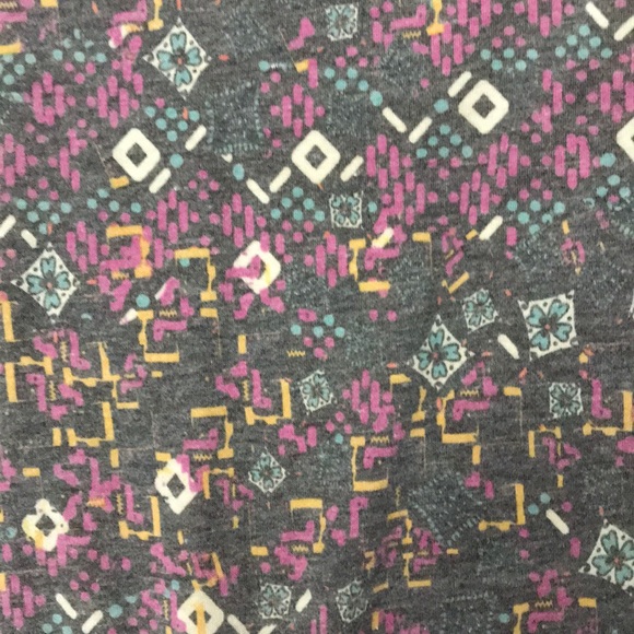 Irma XS Lularoe - Picture 2 of 2